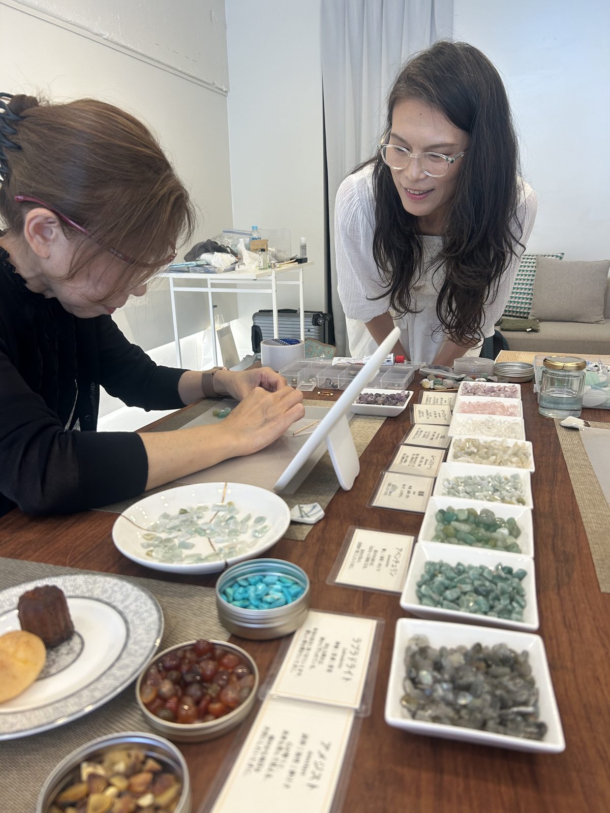 Choosing from the stone trays